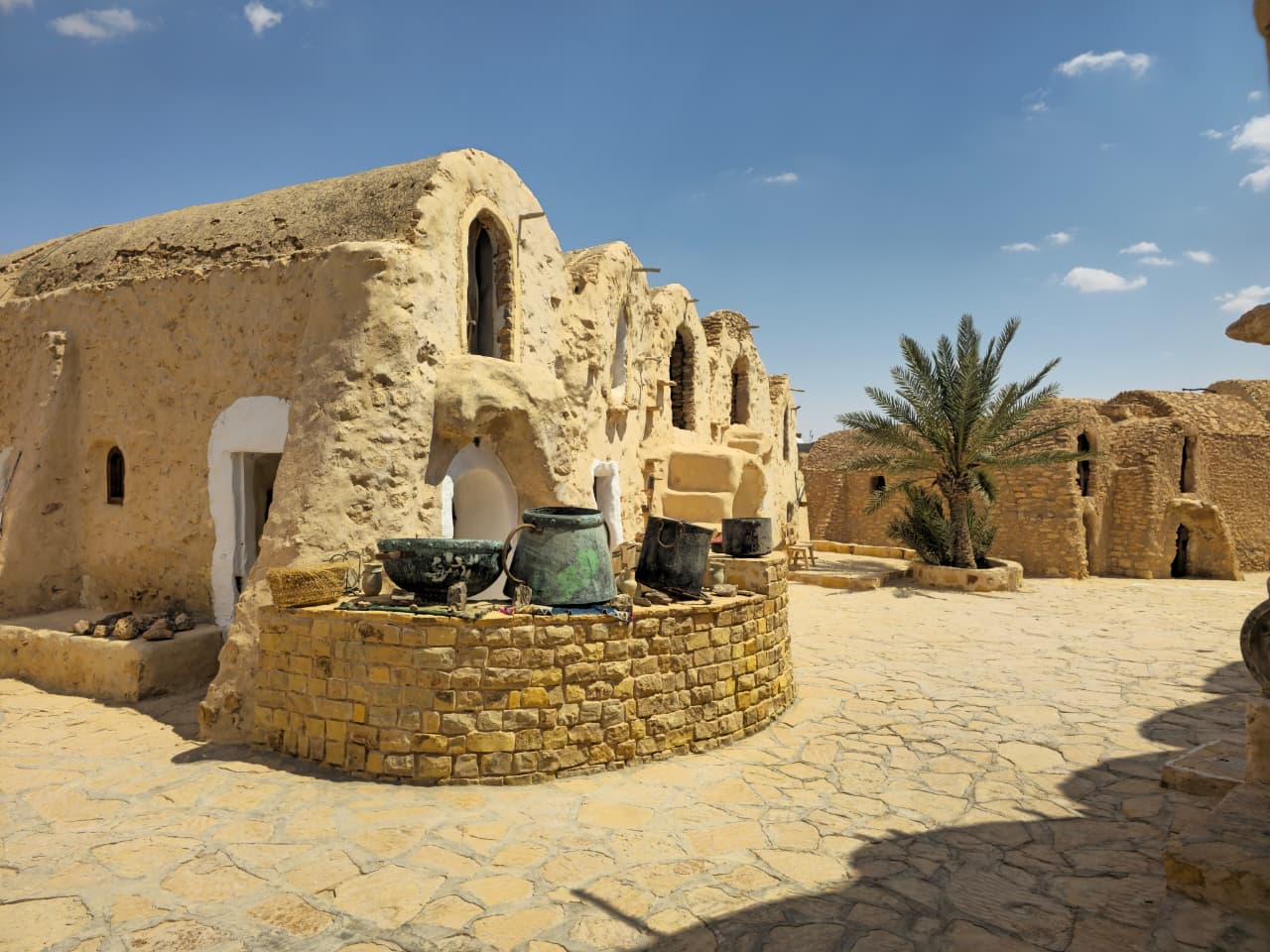 Destination Monia Travel 18