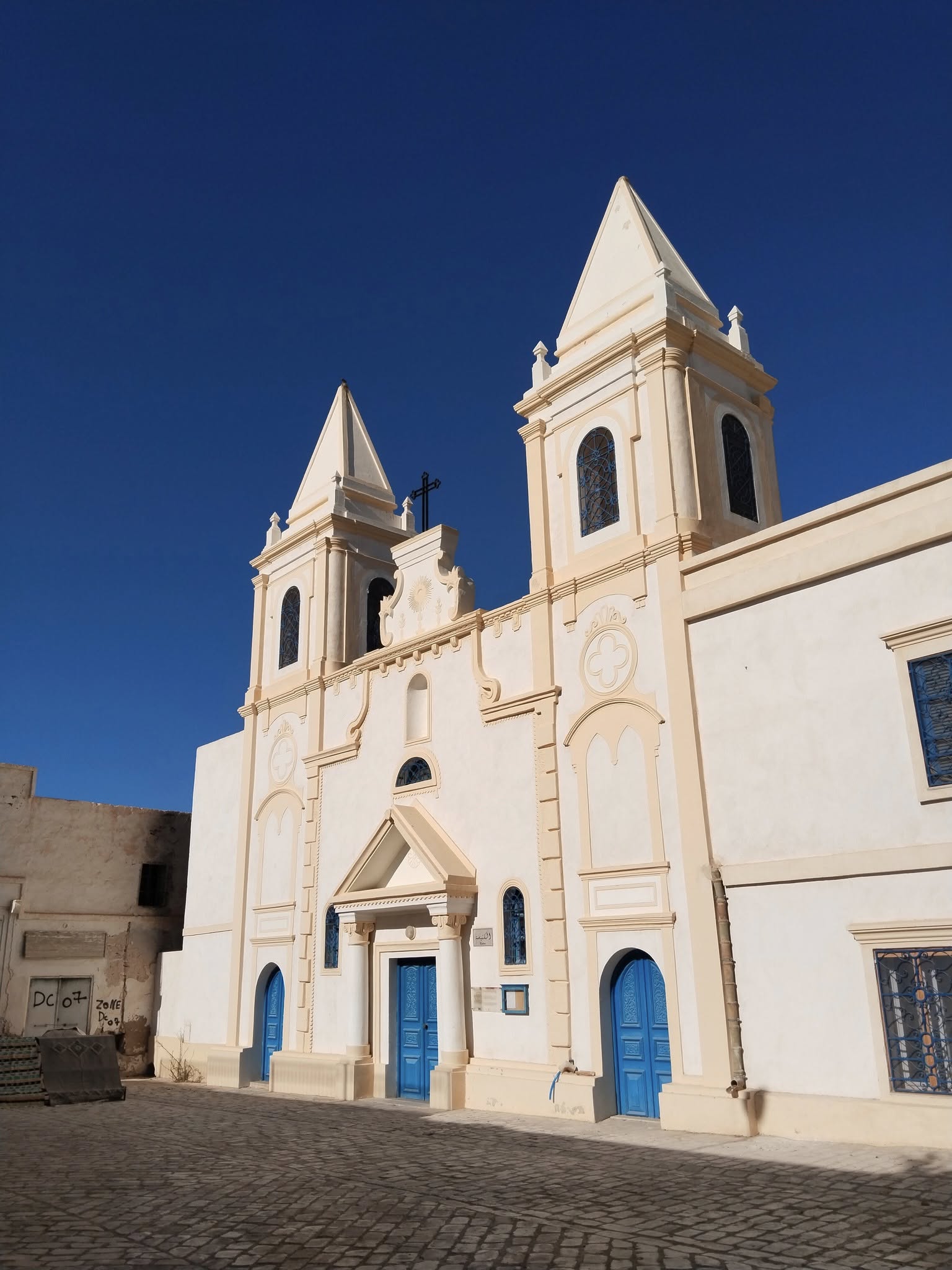 Island Day Tour: Culture, Synagogue ; Local Cuisine