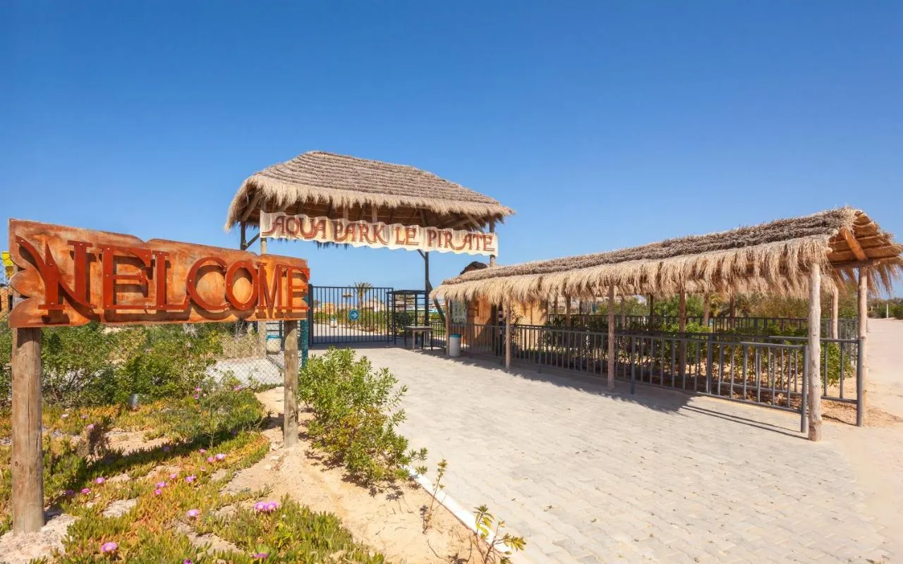 Aqua Resort - photo 4