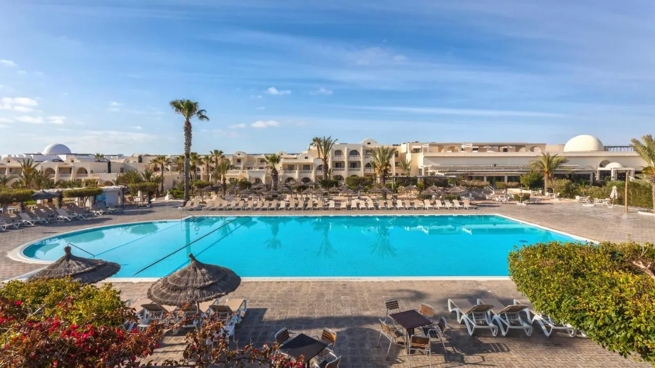 Aqua Resort — 