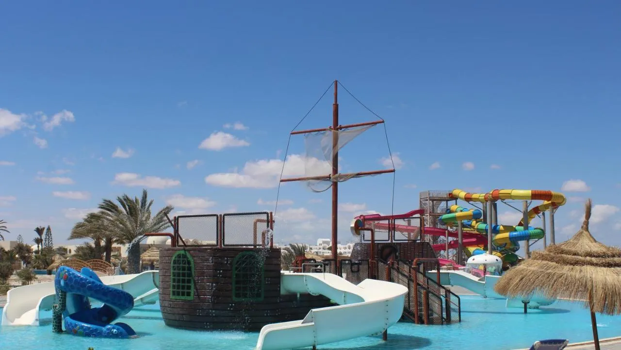 Aqua Resort - photo 12